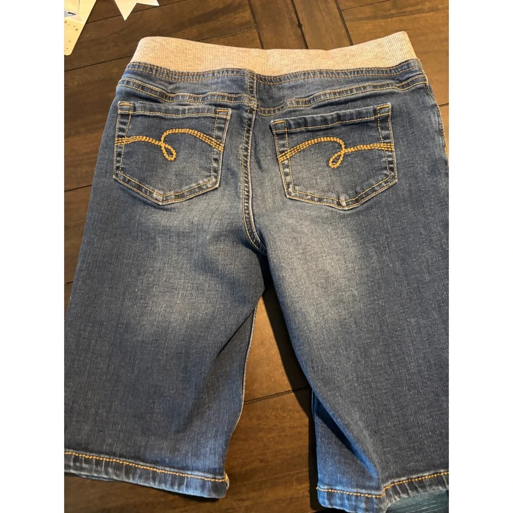Justice Girls Blue Denim Bermuda Shorts Elastic Waist Pull On Size 12 Stretch